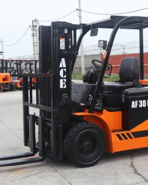 ACE AF30E electric forklift in an outdoor warehouse setting in India.